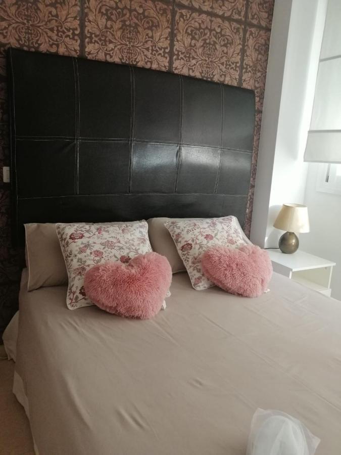 Apartamento Teatinos Málaga Esterno foto