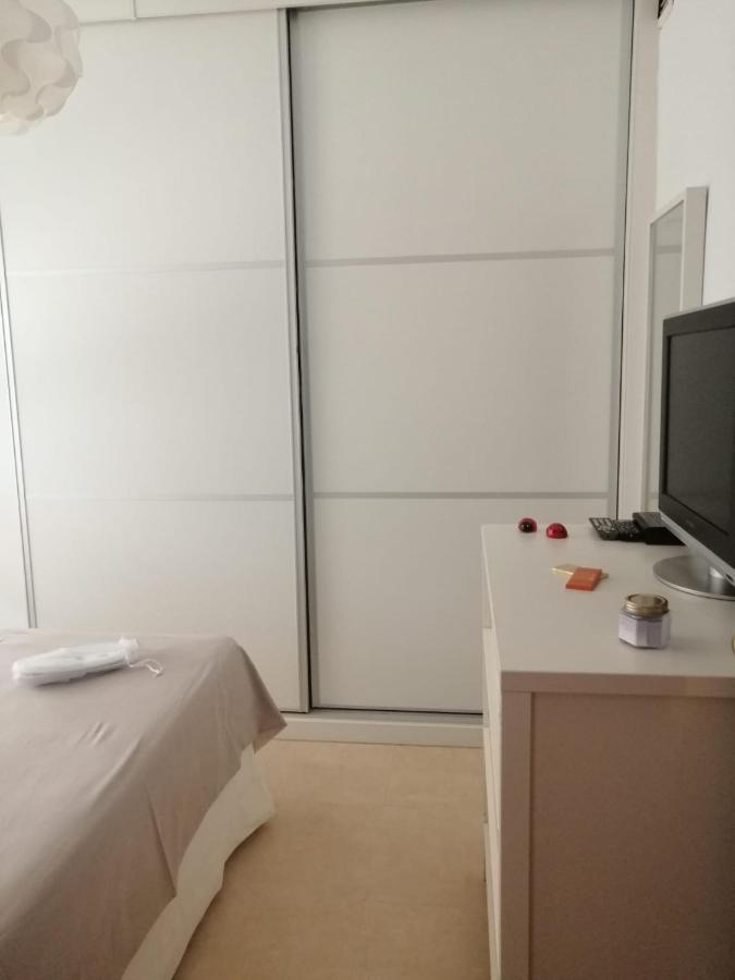 Apartamento Teatinos Málaga Esterno foto